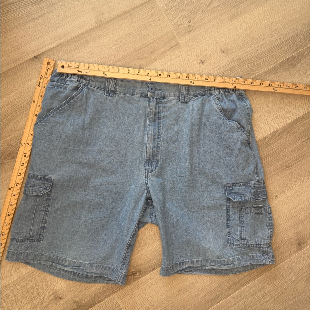 Vintage 90s Y2K Weekender Light Blue Jean Cargo Short with Elastic Waist Size 40